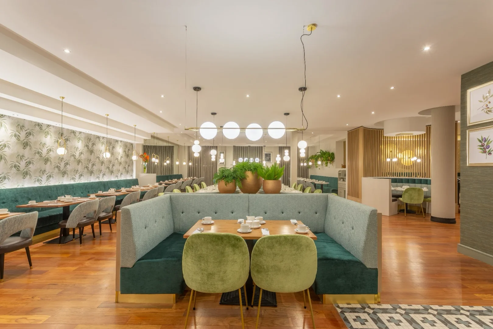 Touzai Bar/Restaurant Image