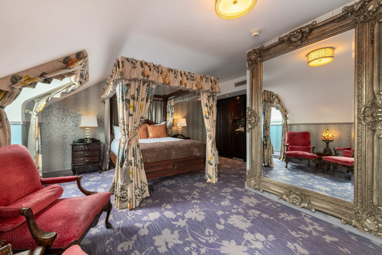 Luxury Suites Accommodation Images