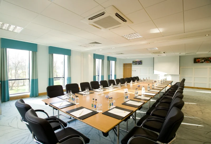 East Wing Meeting Rooms Bar/Restaurant Image